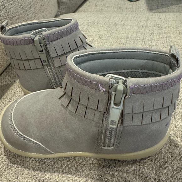 New without box stride rite size 6 Bianca Bootie - Picture 4 of 4